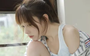 可爱女生图片壁纸_2