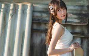 清新甜美萌妹户外写真图片_4