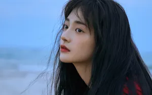 周洁琼海边甜美桌面壁纸_7