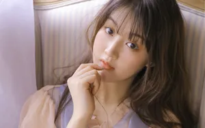 微胖美女诱人写真图片壁纸
