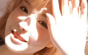 黄色头发美女清凉性感图片_4