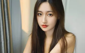 长发美女甜美写真图片壁纸_2