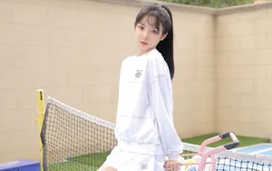 娇柔美女校花女神图片_4