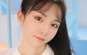 娇柔美女校花女神图片_9