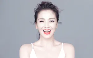 刘涛清新性感半身照壁纸_3