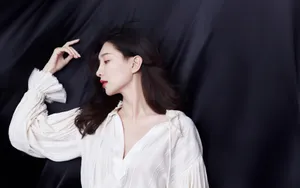 江疏影优雅迷人写真壁纸_9
