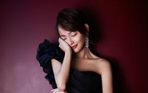 张嘉倪黑色性感写真壁纸_4