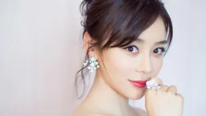 袁姗姗优雅性感图片_2