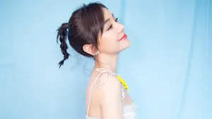 袁姗姗优雅性感图片_4