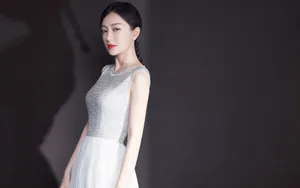 秦岚性感白裙壁纸_3