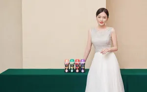 秦岚性感白裙壁纸_6
