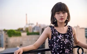 文淇印花裙图片壁纸
