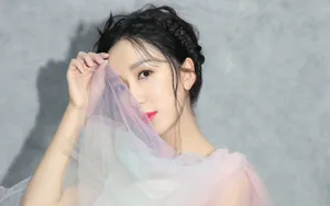 娄艺潇写真图片_10