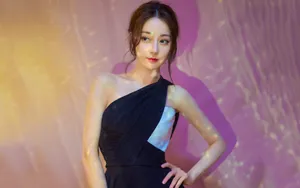 迪丽热巴优雅写真图片_8