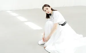 古力娜扎白裙仙气写真图片_3