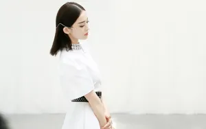古力娜扎白裙仙气写真图片_5