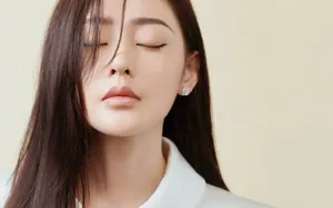 张天爱时尚优雅壁纸_6
