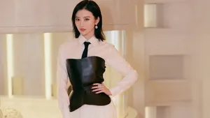 紧身衣美女景甜图片_6