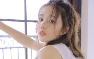 阳光性感美女头像图片_7