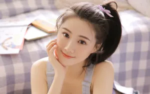 粉色美女性感图片壁纸_5