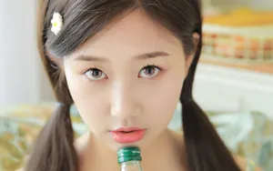 清纯吊带裙美女图片壁纸_4