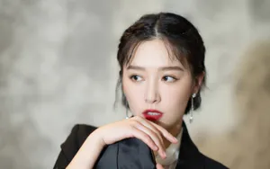 阚清子黑色图片_3