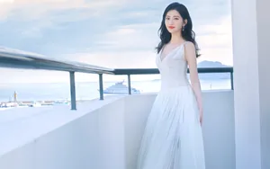 景甜白裙仙气写真壁纸_5