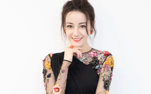 迪丽热巴连衣裙壁纸_6