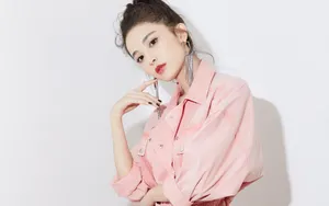 古力娜扎粉色写真壁纸图片_3