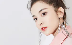 古力娜扎粉色写真壁纸图片_5