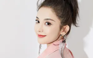 古力娜扎粉色写真壁纸图片_6
