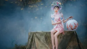 迷人旗袍短裙美女图片_7