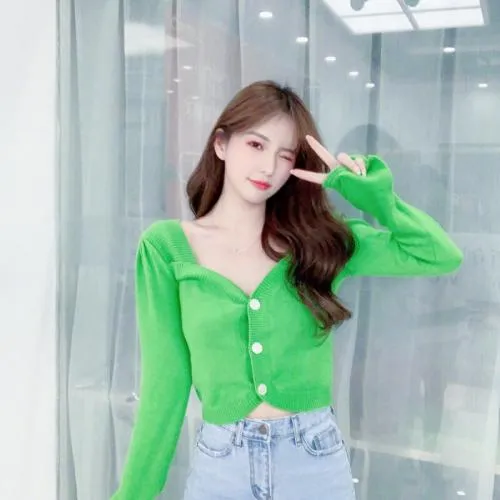 一见倾心的两姐妹头像一人一张第1张