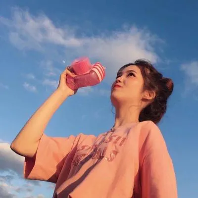 好看的闺蜜头像三人三张配对真人一人一张的第1张