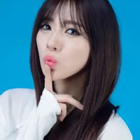 美女微信头像第1张