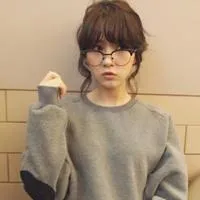 韩国唯美女生头像第1张