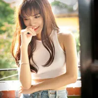 清凉美女头像第1张