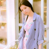 美女清新头像第1张