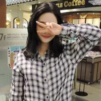 最新时尚女生头像第1张