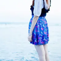 夏日森系女生背影头像第1张