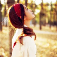 时尚百搭好看森系女生头像第1张