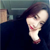 好看的头像图片美女第1张