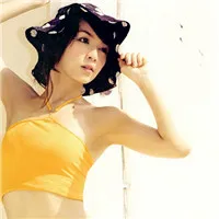 很有淑女气息的潮流女人头像第1张