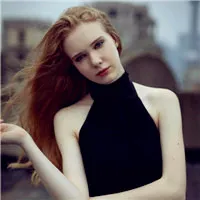 知性范儿十足的美女头像图片第1张