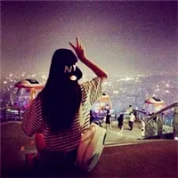 喜欢卖萌的女生剪刀手头像第1张