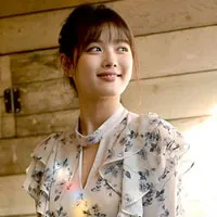 《云画》金裕贞头像图片第1张