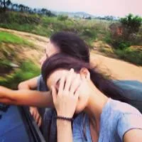 女生搞怪逗比头像第1张