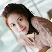 清纯气质美女许诺QQ养眼头像图片第1张