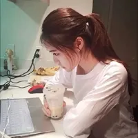 气质漂亮可爱侧脸唯美头像第1张