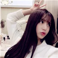 可爱剪刀手女生头像第1张